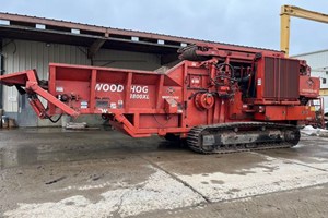 2016 Morbark 3800XL  Hogs and Wood Grinders